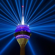 Fernsehtürme als Träger von Botschaften oder für besondere Inszenierungen